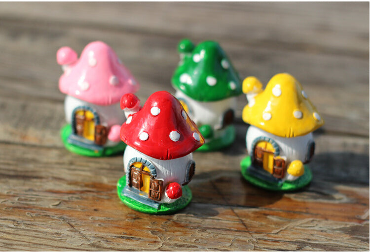 Lovely Mushroom Love House Miniatures